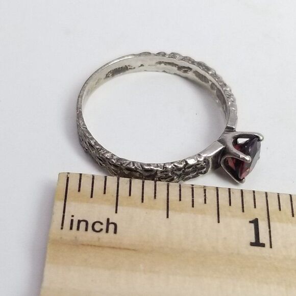 Vintage Sterling Silver Round Red Rhinestone Solitaire Ring, Size 9 1/2 Band - Picture 7 of 8